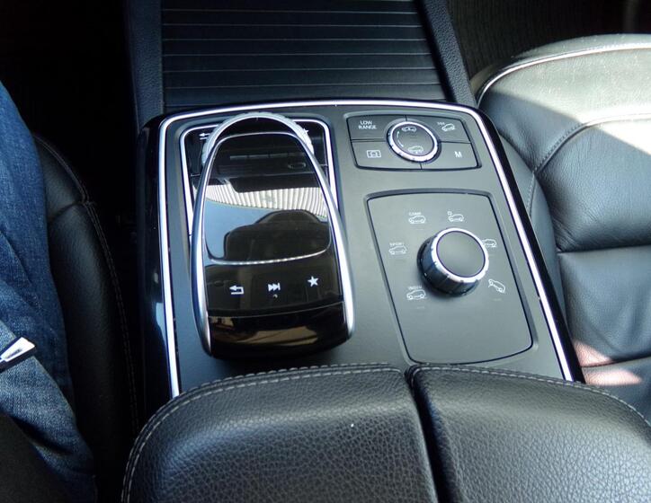 Mercedes-Benz GLE 15