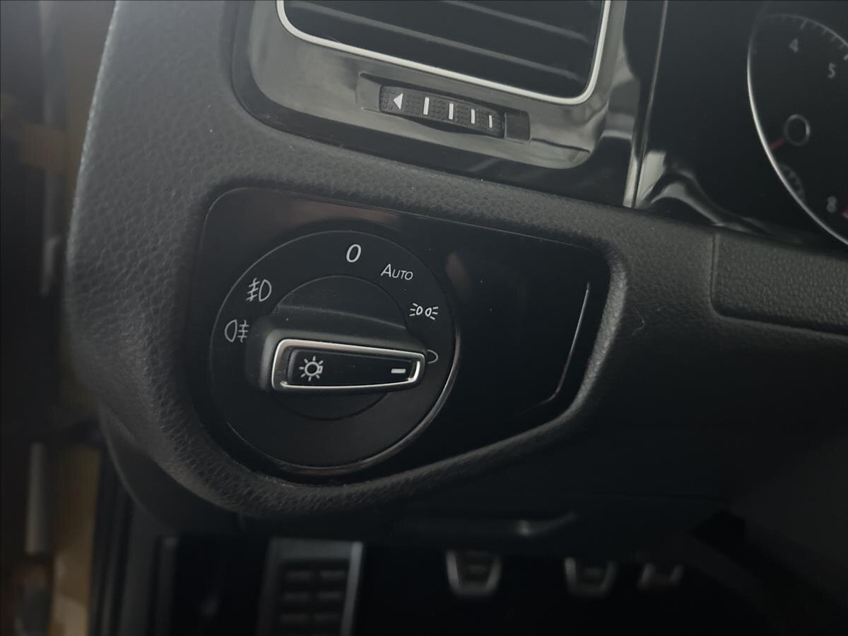 Volkswagen Golf Kombi 999,0 81 kw