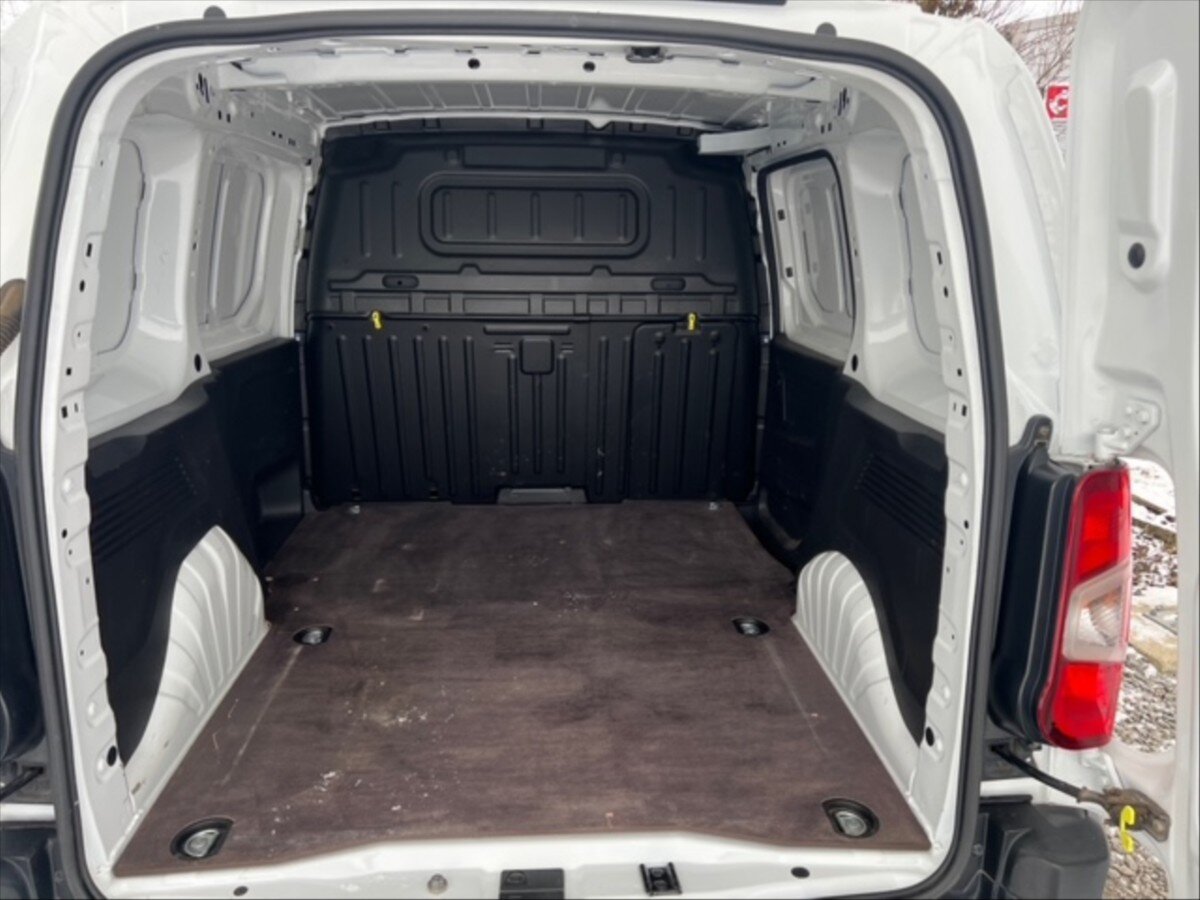 Peugeot Partner Skříň 1,5 l 75 kw