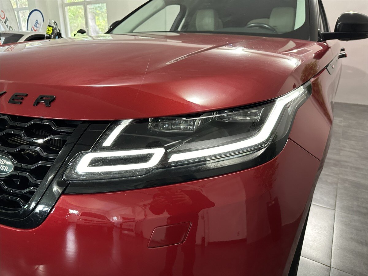 Land Rover Range Rover Velar SUV / Terénní 2,0 l 132 kw