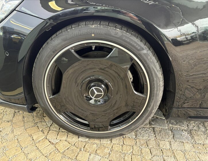 Mercedes-Benz Třídy S Sedan / Limuzína 4,0 l 345 kw