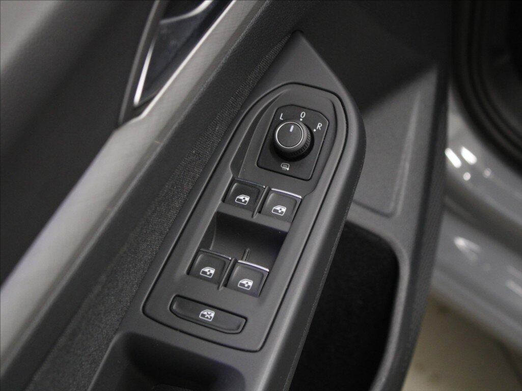 Volkswagen Golf Kombi 1,5 l 96 kw