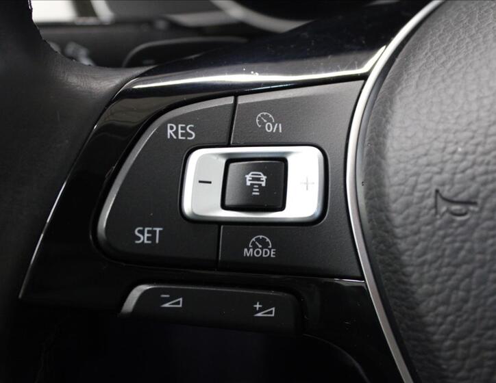 Volkswagen Passat 18