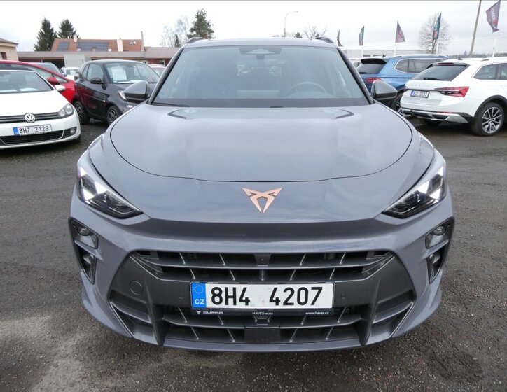Cupra Terramar SUV / Terénní 2,0 l 195 kw