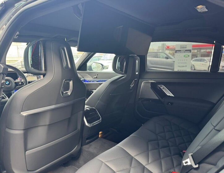 BMW Řada 7 Sedan / Limuzína 3,0 l 210 kw