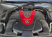 Mercedes-Benz Třídy C Sedan 3,0 l 270 kw