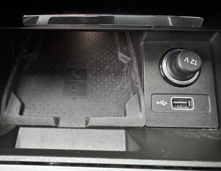 Škoda Superb Sedan / Limuzína 2,0 l 110 kw