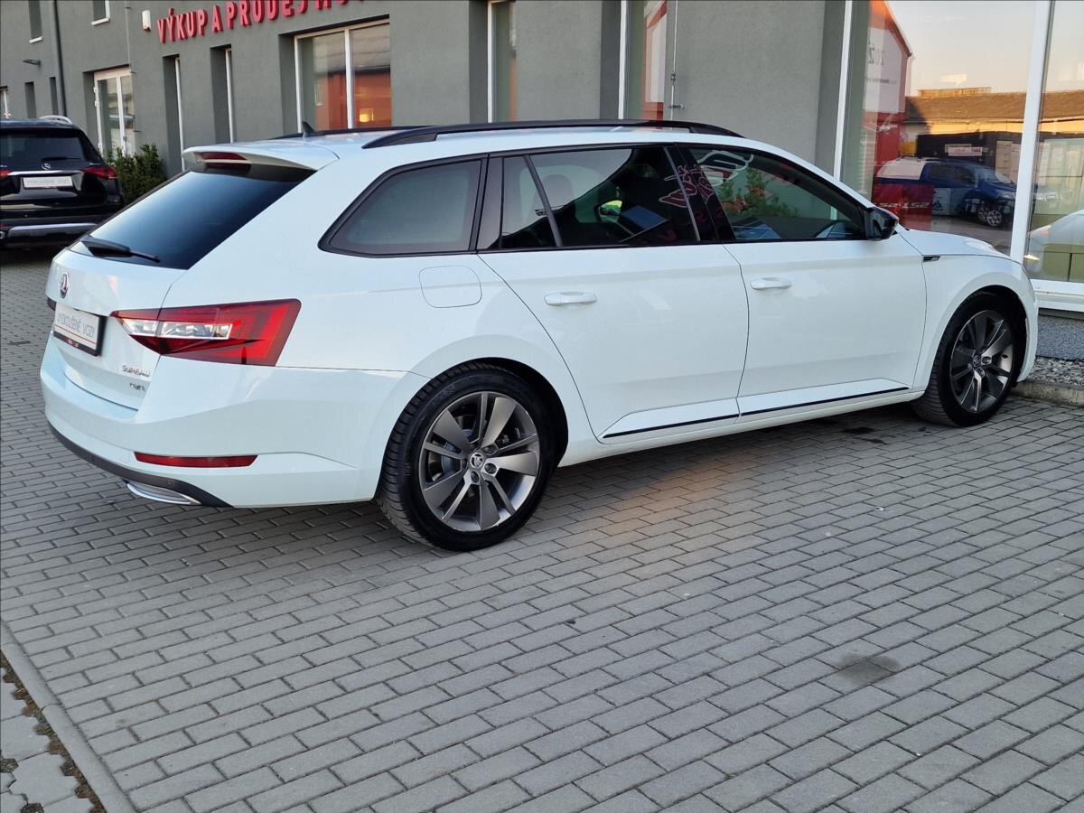 Škoda Superb Kombi 2,0 l 140 kw