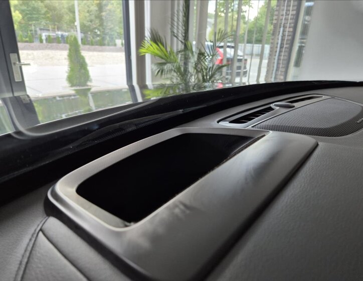 Volvo XC90 SUV / Terénní 2,0 l 180 kw