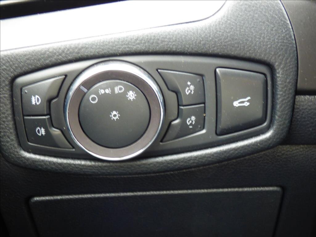 Ford S-MAX MPV 2,0 l 110 kw