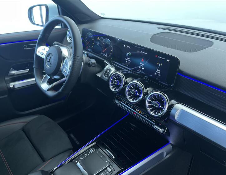 Mercedes-Benz GLB 18