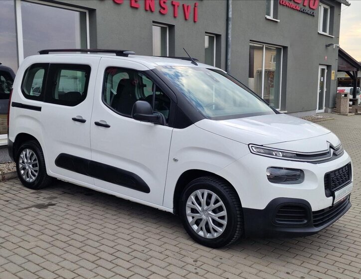 Citroën Berlingo MPV 1,2 l 81 kw