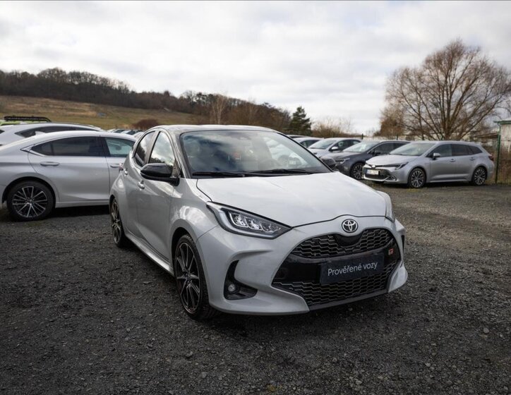 Toyota Yaris Hatchback 1,5 l 68 kw