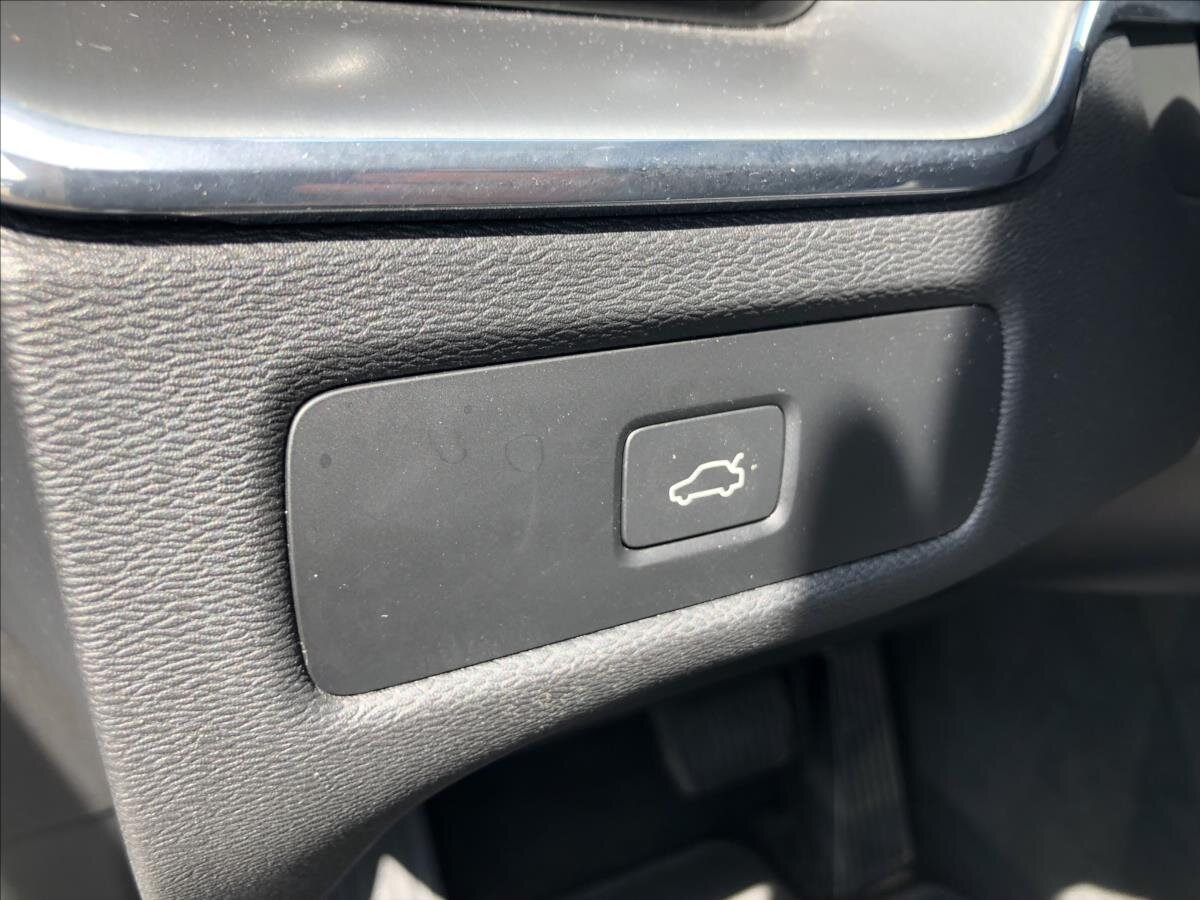 Volvo XC60 SUV 2,0 l 145 kw