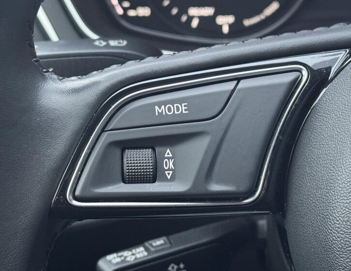 Audi A4 Kombi 2,0 l 140 kw