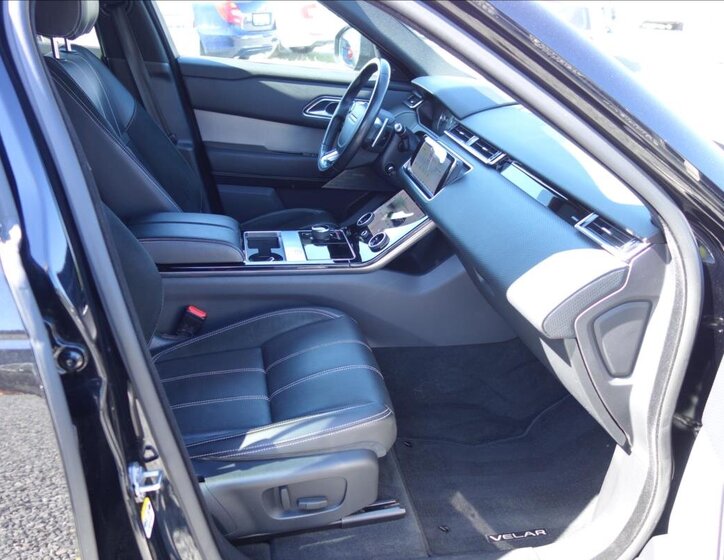 Land Rover Range Rover Velar SUV / Terénní 3,0 l 221 kw
