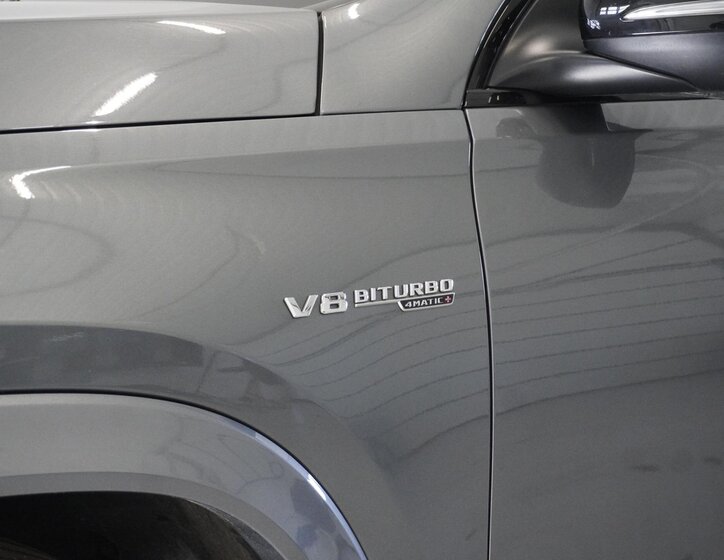 Mercedes-Benz GLS SUV / Terénní 4,0 l 450 kw