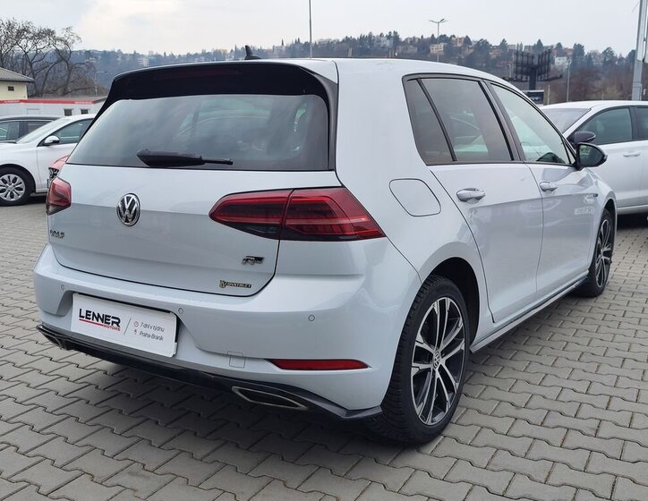 Volkswagen Golf Kombi 2,0 l 110 kw