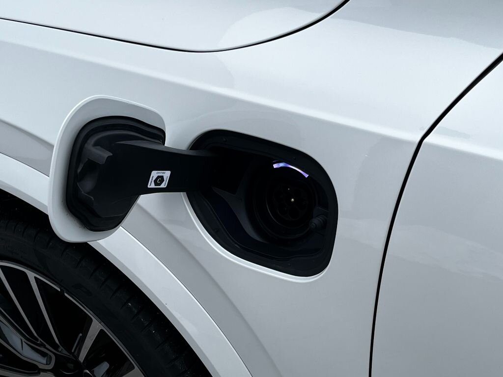 Volvo XC90 SUV 2,0 l 335 kw