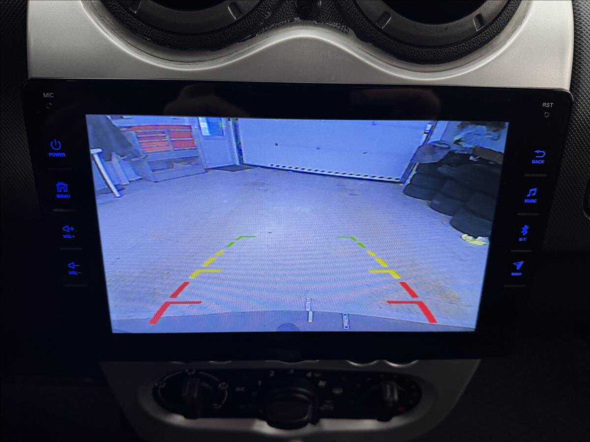 Dacia Duster SUV 1,6 l 77 kw