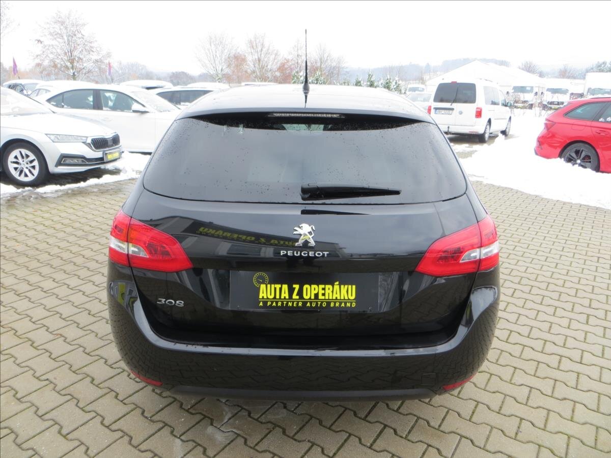 Peugeot 308 Kombi 1,2 l 96 kw