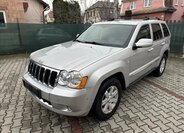 Jeep Grand Cherokee 9