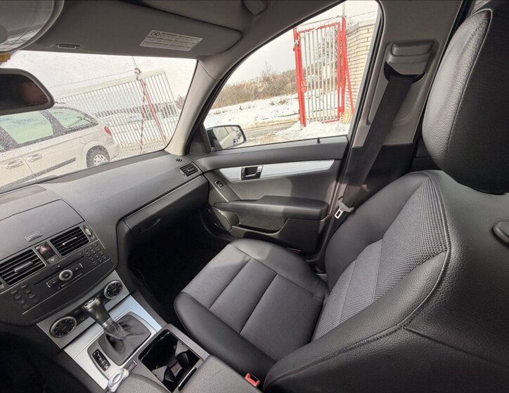 Mercedes-Benz Třídy C Kombi 2,1 l 125 kw