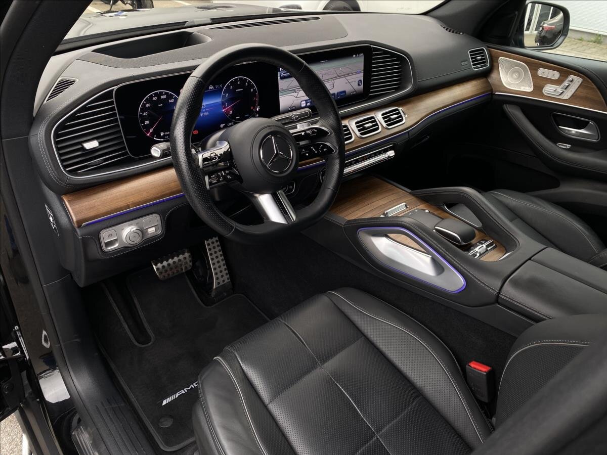 Mercedes-Benz GLS SUV / Terénní 4,0 l 380 kw