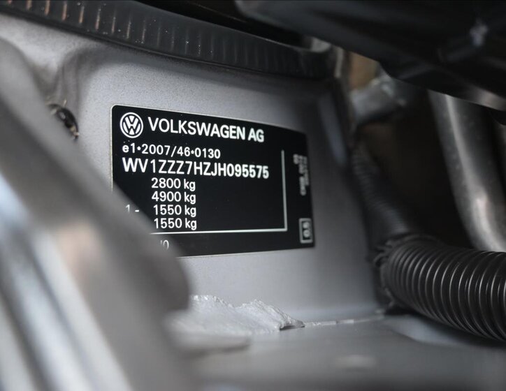 Volkswagen Transporter Skříň 2,0 l 75 kw