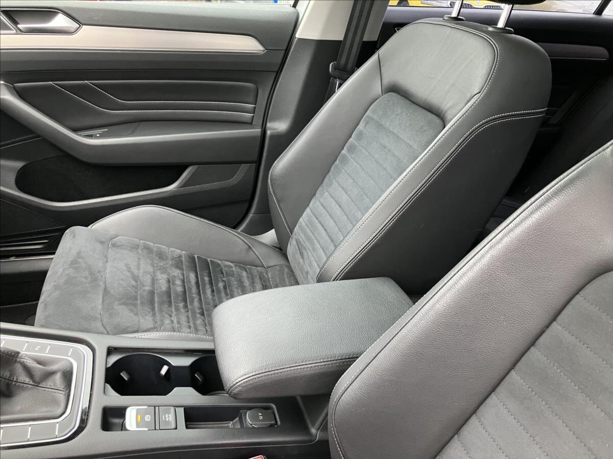 Volkswagen Passat Sedan / Limuzína 2,0 l 110 kw