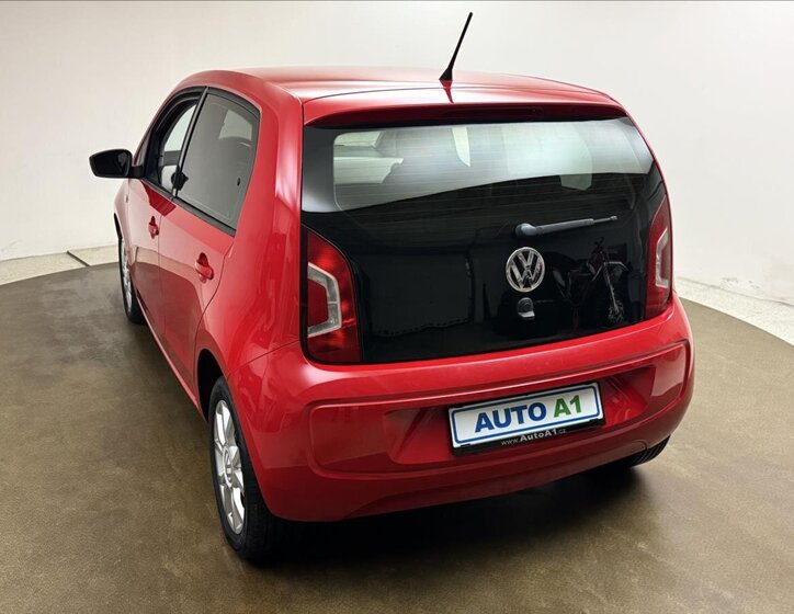 Volkswagen up! 6