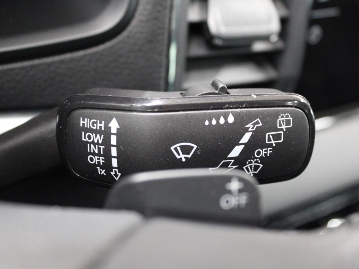 Škoda Karoq SUV 2,0 l 110 kw