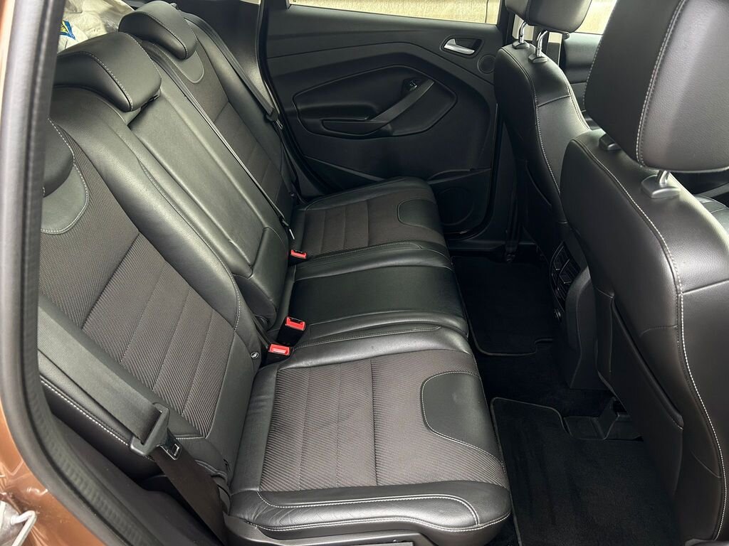 Ford Kuga SUV 2,0 l 120 kw