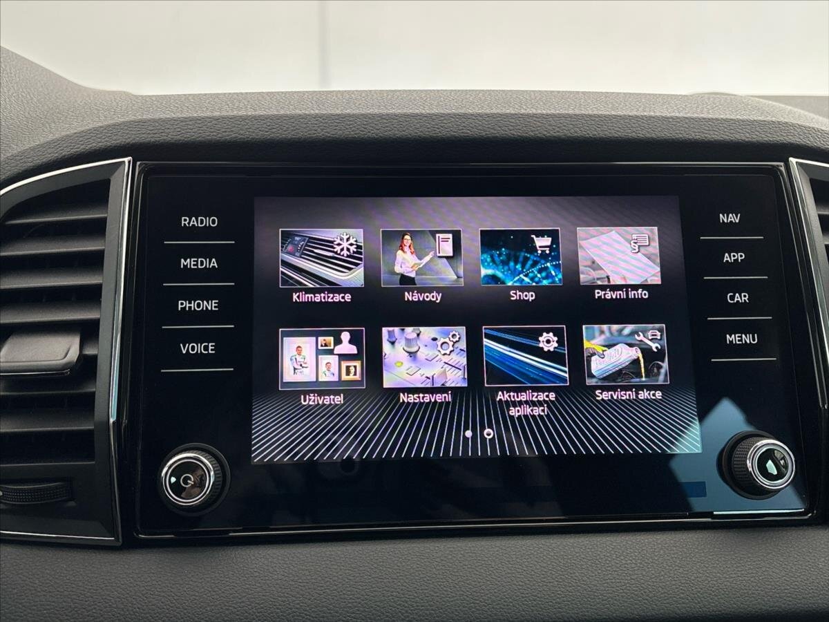 Škoda Karoq SUV / Terénní 1,5 l 110 kw