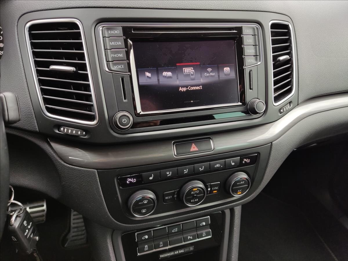 Volkswagen Sharan MPV 2,0 l 110 kw