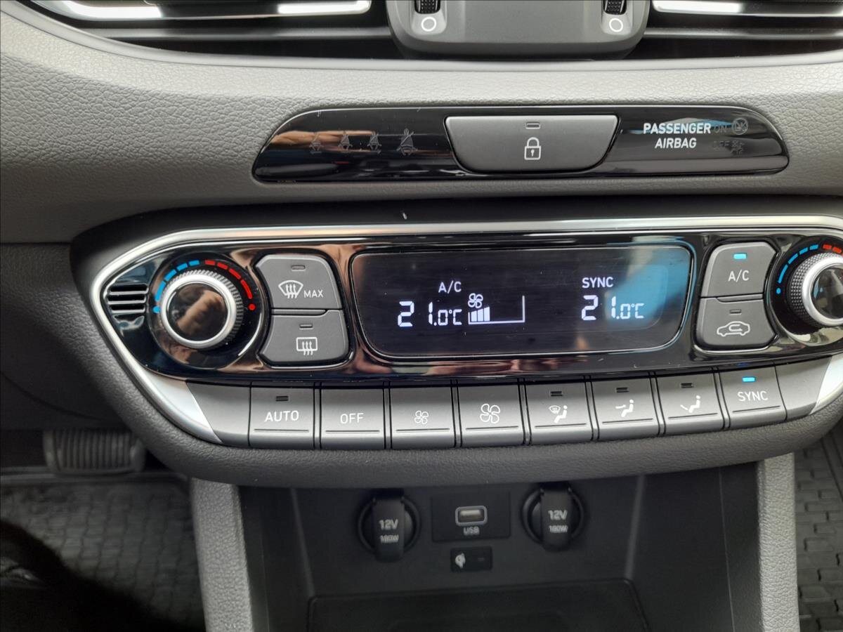 Hyundai i30 Hatchback 1,5 l 118 kw