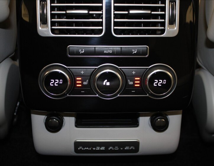 Land Rover Range Rover SUV / Terénní 3,0 l 190 kw