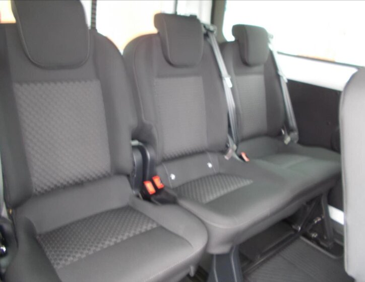 Ford Transit Custom 22