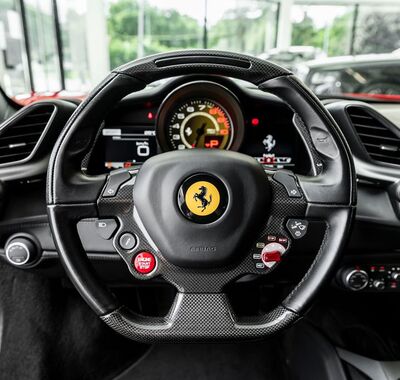 Ferrari 488 6