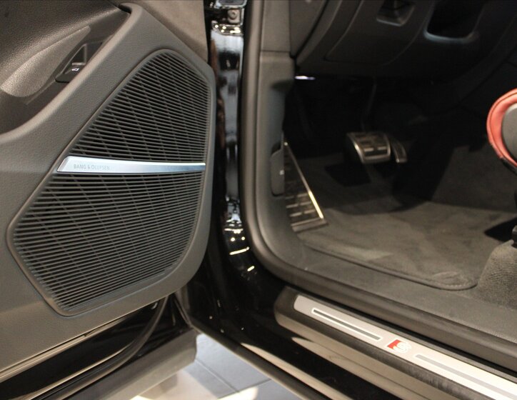 Audi SQ8 SUV / Terénní 4,0 l 320 kw