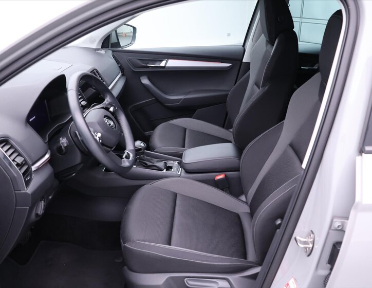 Škoda Karoq SUV / Terénní 2,0 l 110 kw