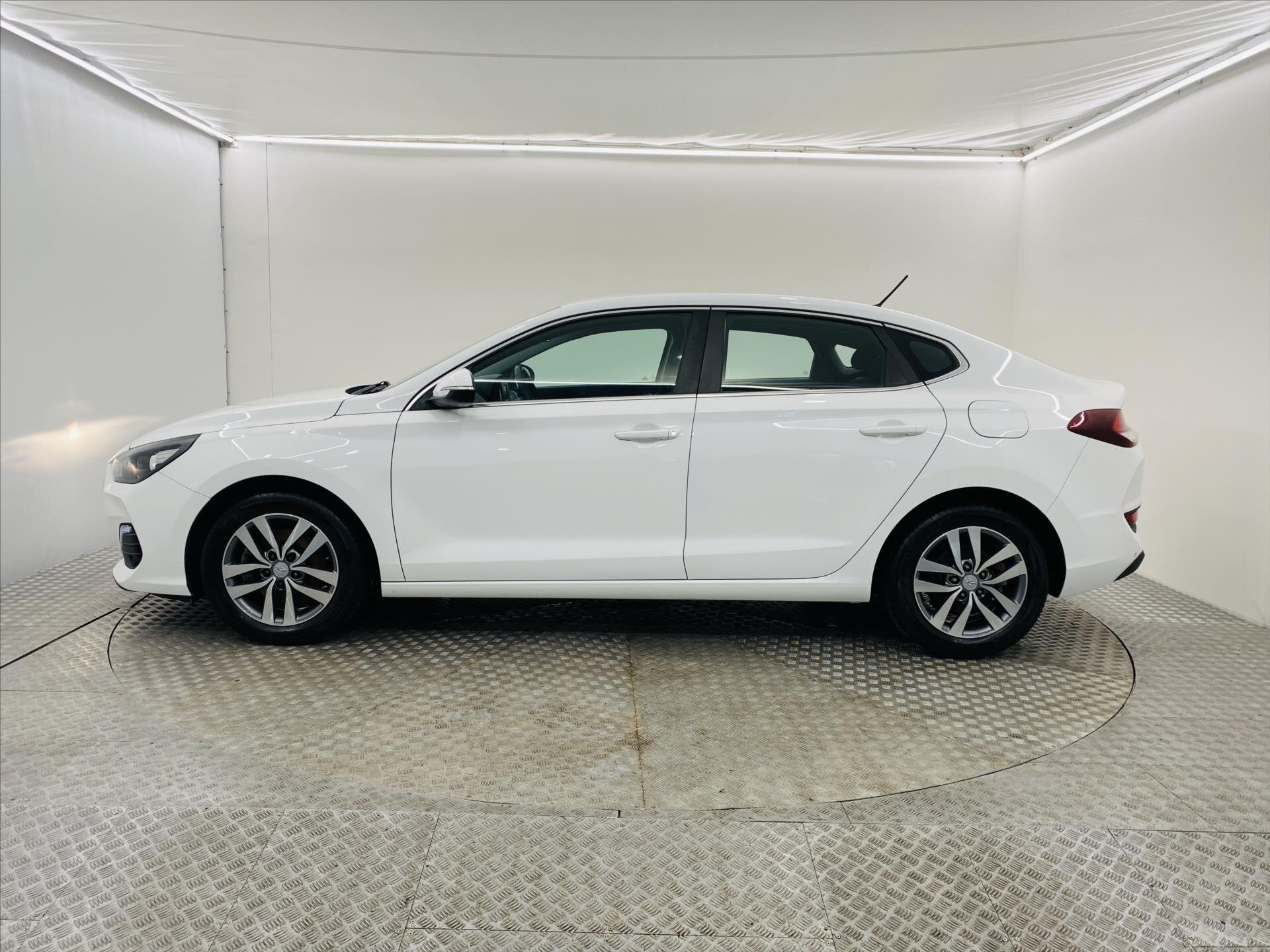 Hyundai i30 Hatchback 998,0 88 kw