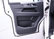 Volkswagen Multivan 11