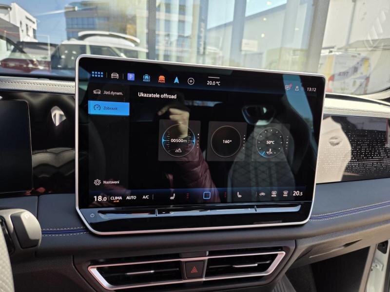 Volkswagen Tiguan SUV / Terénní 2,0 l 195 kw