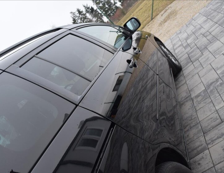 Mazda 5 MPV 1,8 l 85 kw