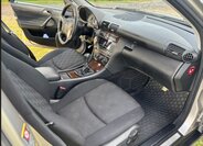 Mercedes-Benz Třídy C Sedan / Limuzína 1,8 l 105 kw