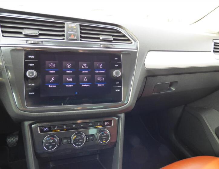 Volkswagen Tiguan 24