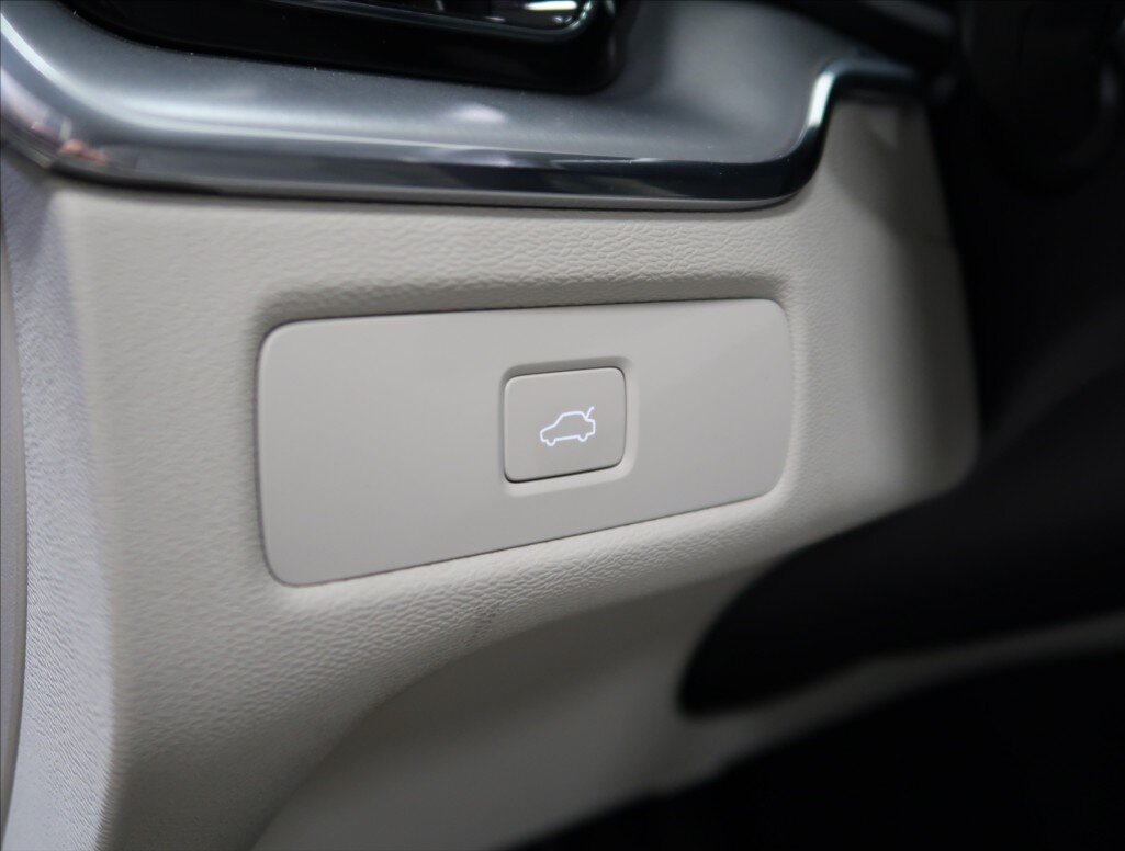 Volvo XC60 SUV 2,0 l 145 kw