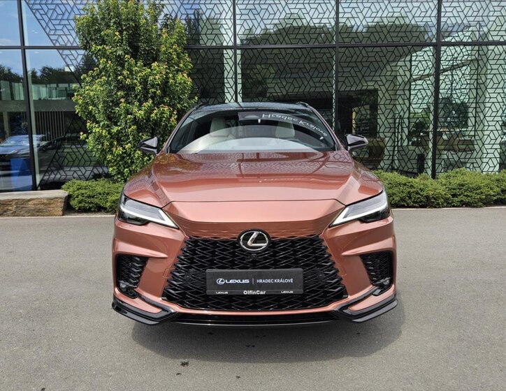 Lexus RX 500h SUV / Terénní 2,4 l 273 kw