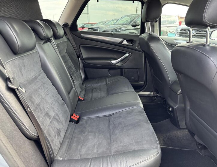 Ford Mondeo Kombi 2,0 l 103 kw